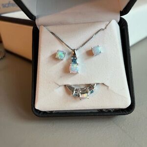 Opal and Aquamarine set. Necklace, earrings and ring. Sterling silver.